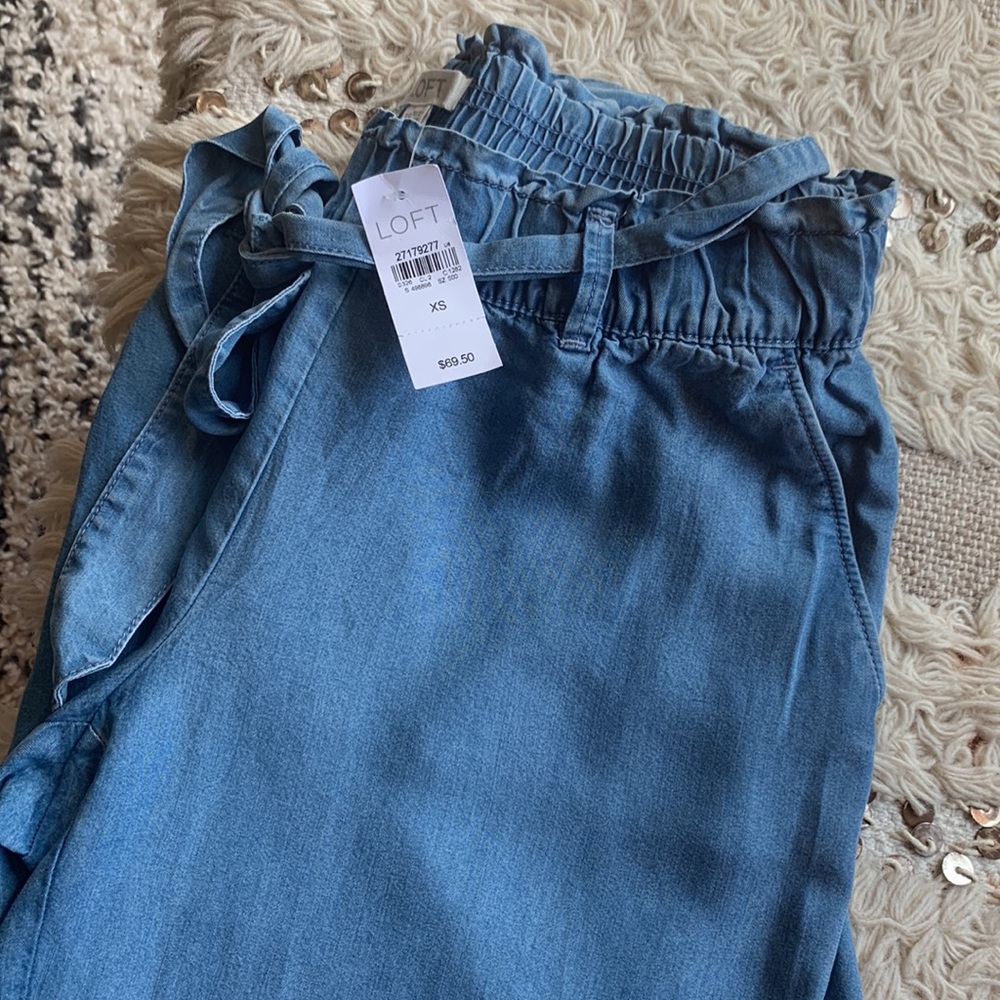 LOFT Blue Denim Cropped Pant
